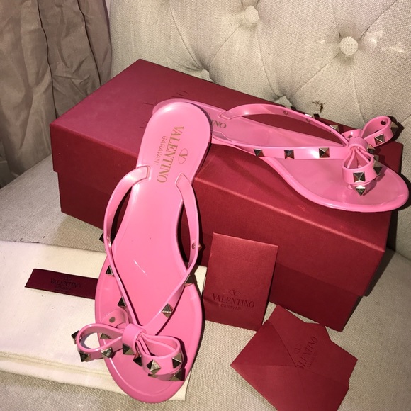 valentino jelly sandals pink