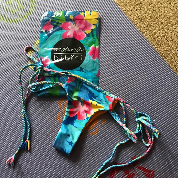 ‼️SOLD‼️ Moana Bikini Aloha bottoms - Picture 1 of 3