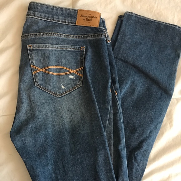 Abercrombie Skinny Jeans - Picture 1 of 3