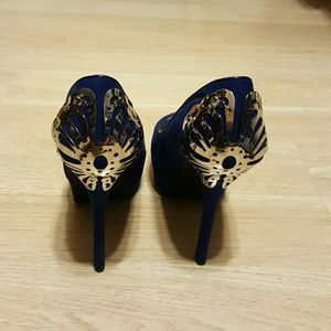 Carlos Santana Platform Heels