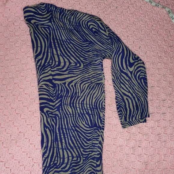 Loft Top - Picture 2 of 3