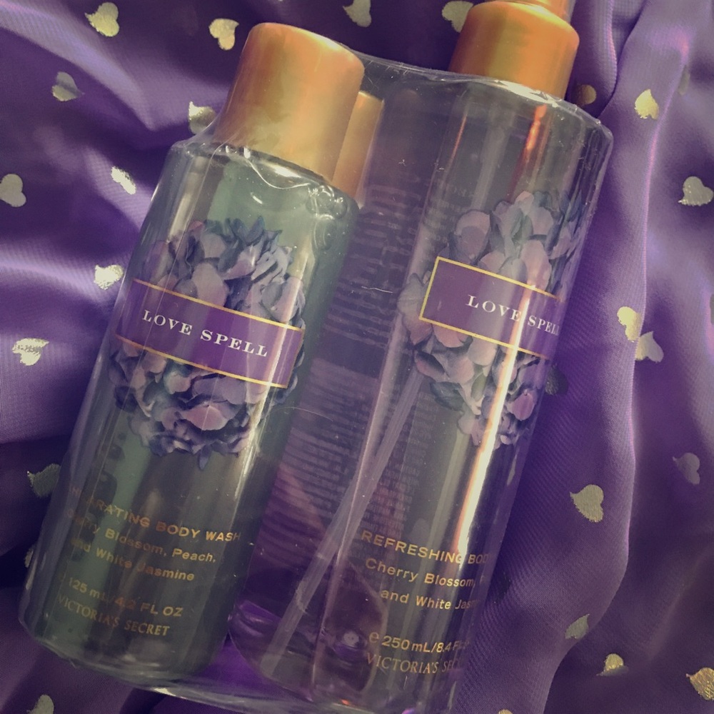 Victoria's Secret Love Spell body set