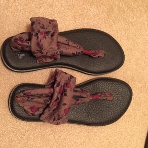 Sanuk yoga Matt thong sandal