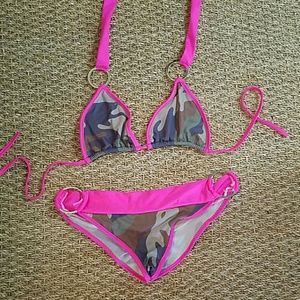 Camo Hot Pink Scrunch bikini