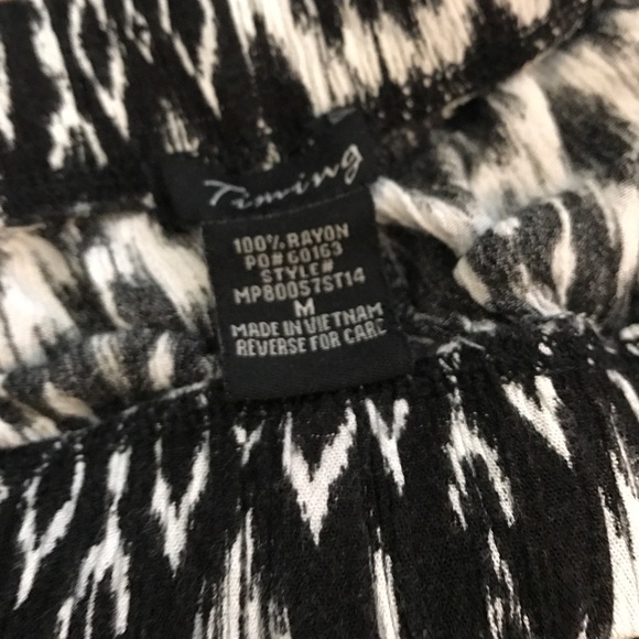 Aztec print shorts. - Picture 4 of 4