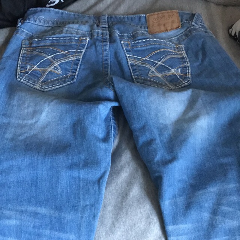 Capris - Picture 2 of 3