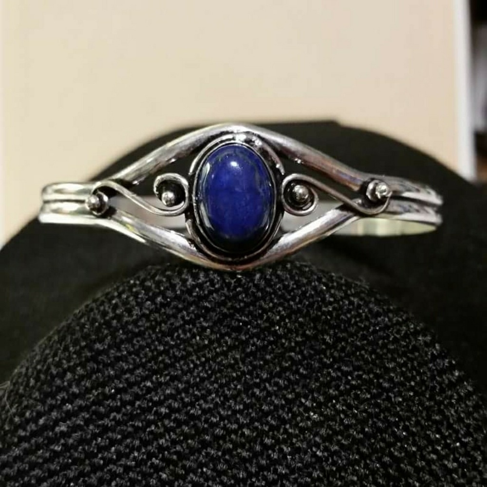 Bracelets - Picture 2 of 2