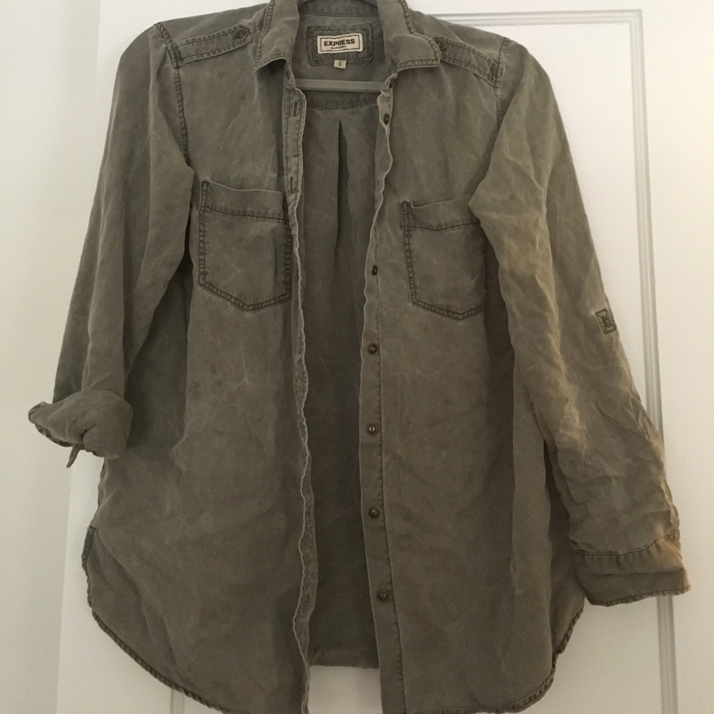 Express boyfriend button up