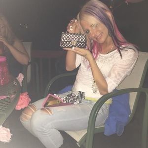 Meet your Posher, Lily