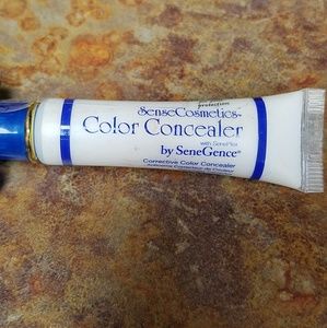 **TESTER** Senegence white concealer