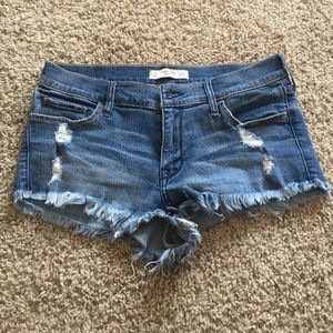 Abercrombie and fitch ripped shorts!