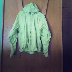 Mountain Hardwear Rain Jacket