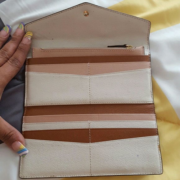 MK Wallet - Picture 2 of 3