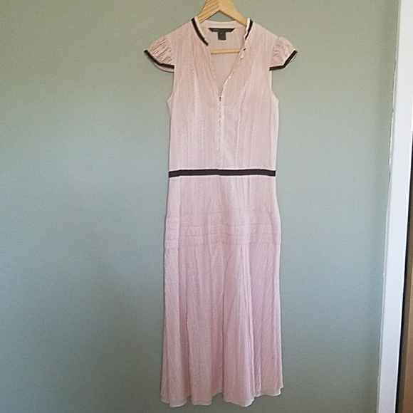 Marc Jacobs Dresses & Skirts - Totally On-Trend Marc Jacobs Lace Dress