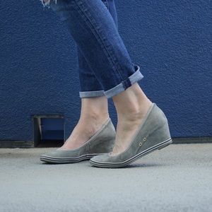 Italian suede grey wedges
