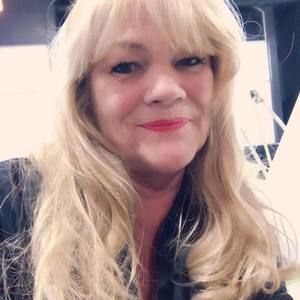 Meet your Posher, Carol