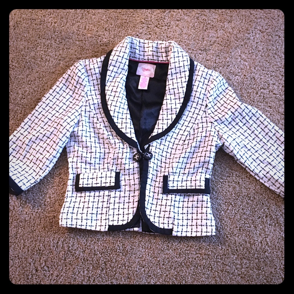 White and black check blazer