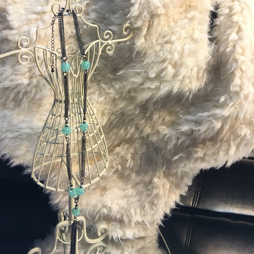 Beautiful long necklace with turquoise beads