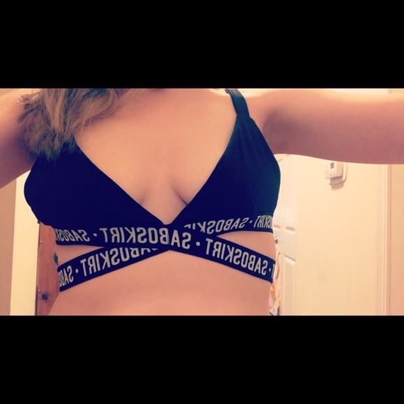 Strappy bikini ๐ - Picture 4 of 5