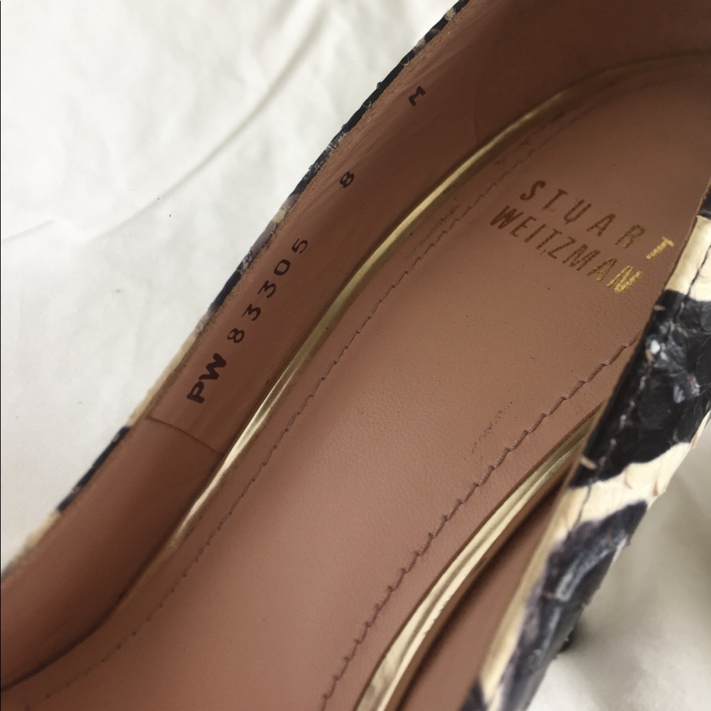Stuart Weitzman Python floral pump - Picture 3 of 5