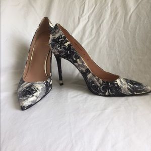 Stuart Weitzman Python floral pump
