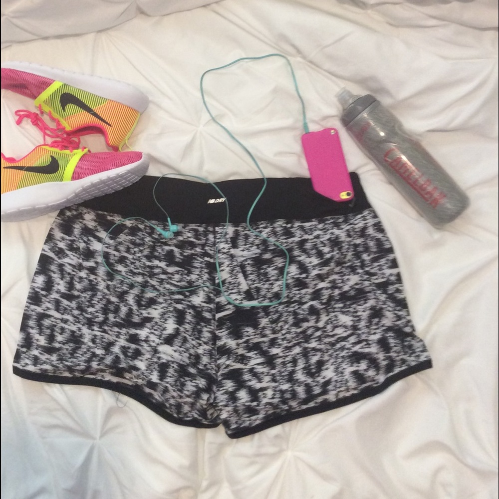 NWT New Balance Impact 3 Inch Athletic Shorts