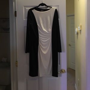 Stretch black white pencil dress