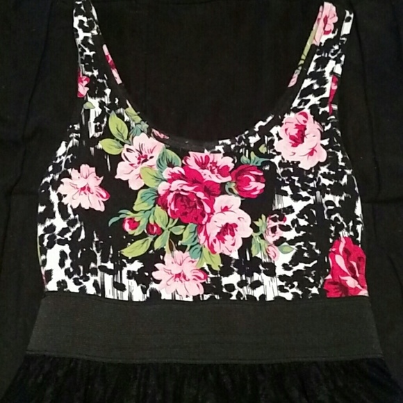 Lace Dress - Picture 3 of 4