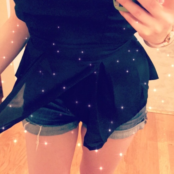 Backless blouse - Picture 4 of 7