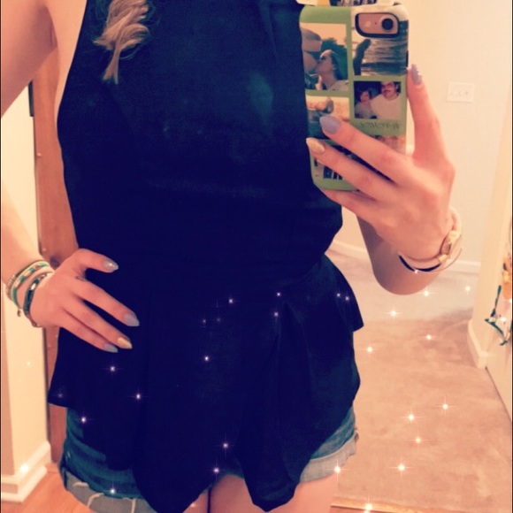 Backless blouse - Picture 5 of 7