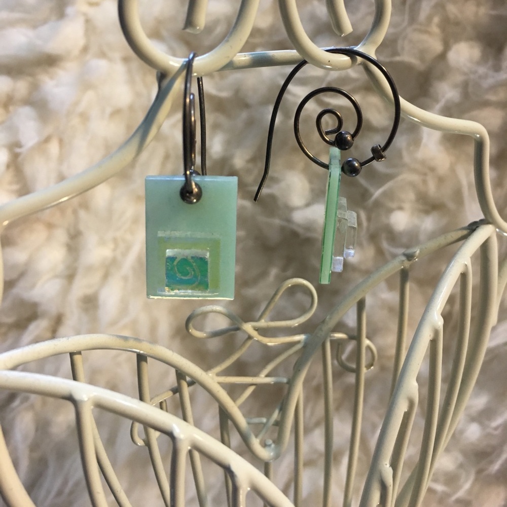 Vintage style green earrings