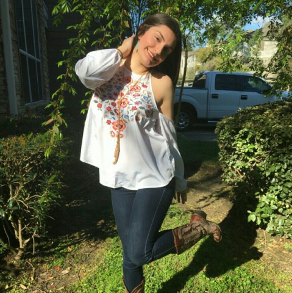 Meet your Posher, Emily