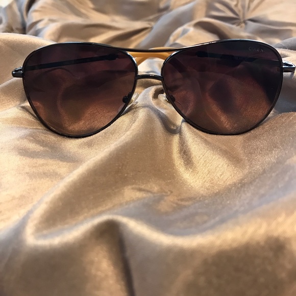 Cole Haan Accessories - ⭐️COLE HAAN SUNGLASSES
