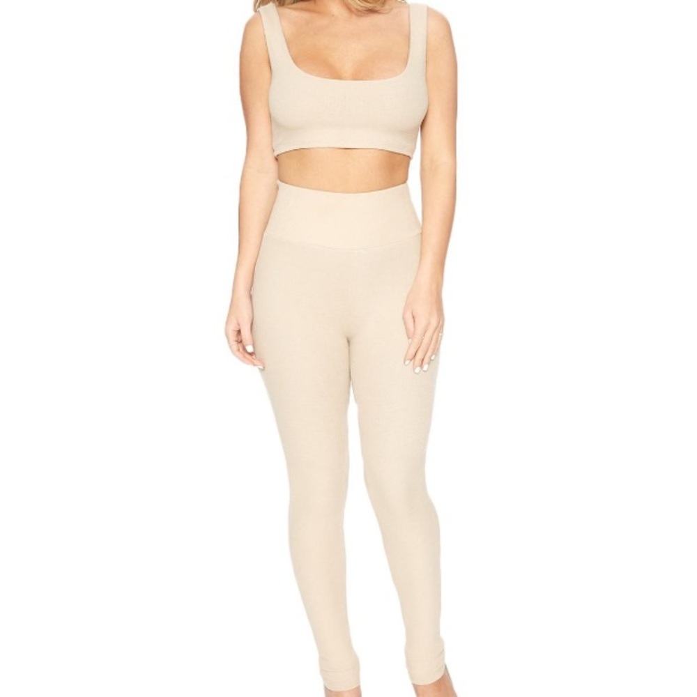 NW Looking Real Tight Set