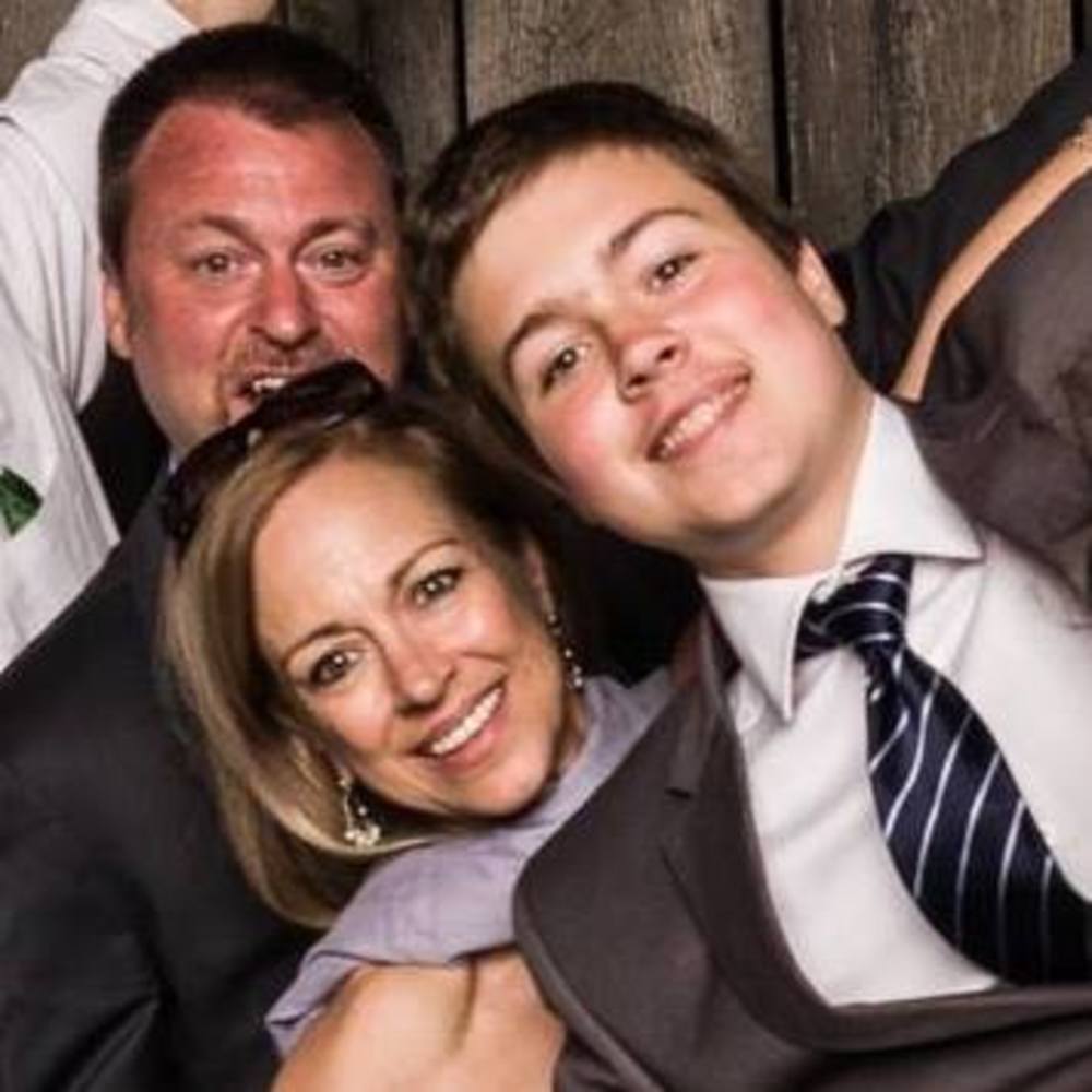 Meet your Posher, Claudia