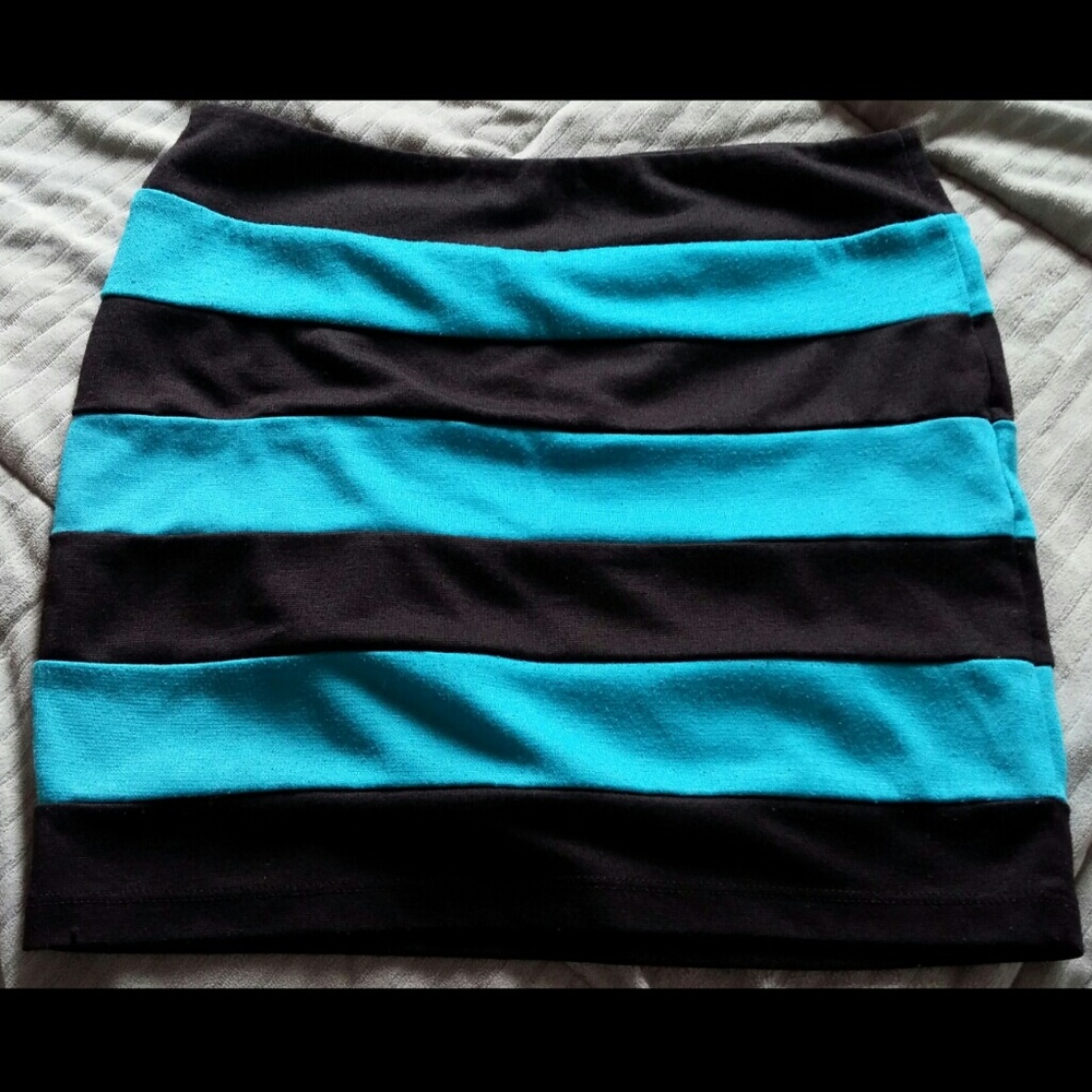 Forever 21 Stripe Mini Skirt *BUNDLE ONLY*