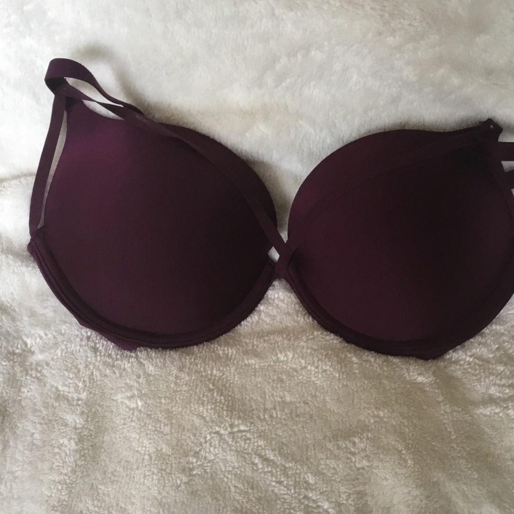 Victoria Secret NWT purple Bra