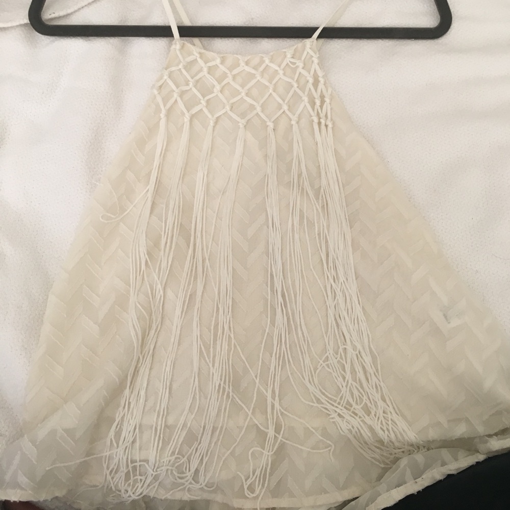 White fringe tank