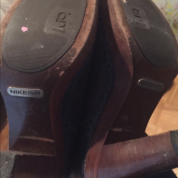 Cole Haan Navy Platform Booties with Nike Air - Picture 4 of 6