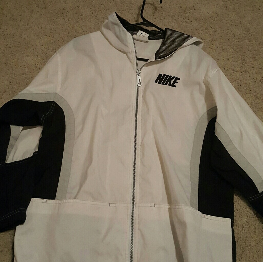 Nike windbreaker