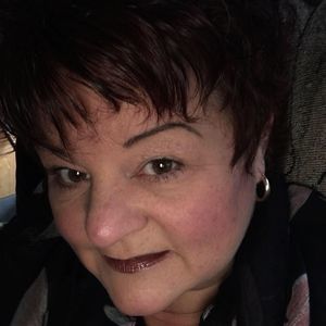 Meet your Posher, Brenda