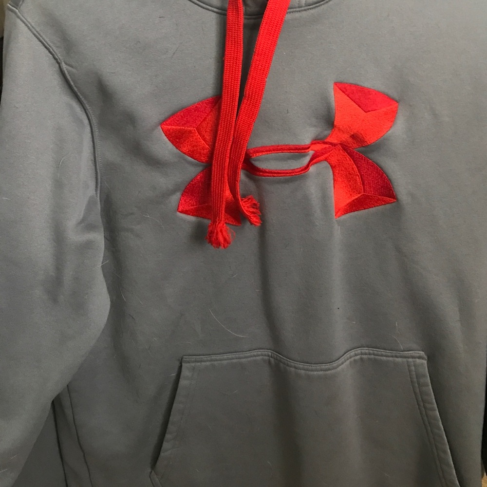 Medium Under Armour Hoodie