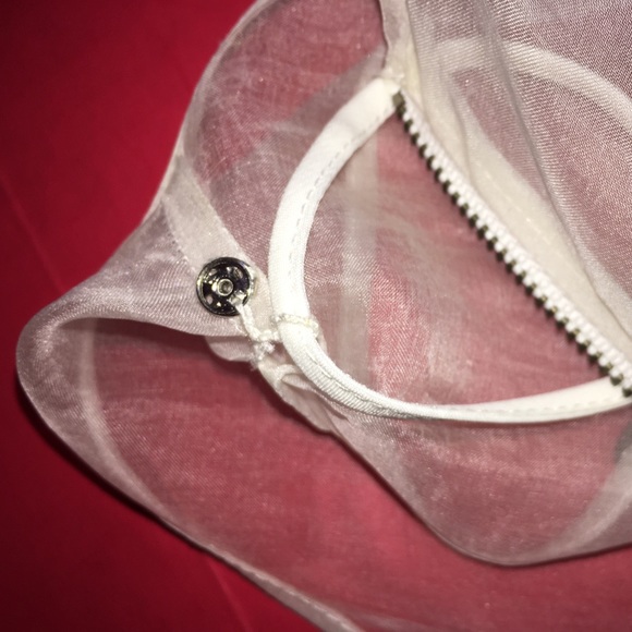 ๐HOST PICK!!!!๐VINTAGE MILLY SILK DRESS - Picture 7 of 8