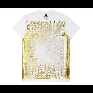 Visionare x Gap Tshirt by Simon Periton