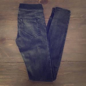 Never worn free people super skinny jeans black