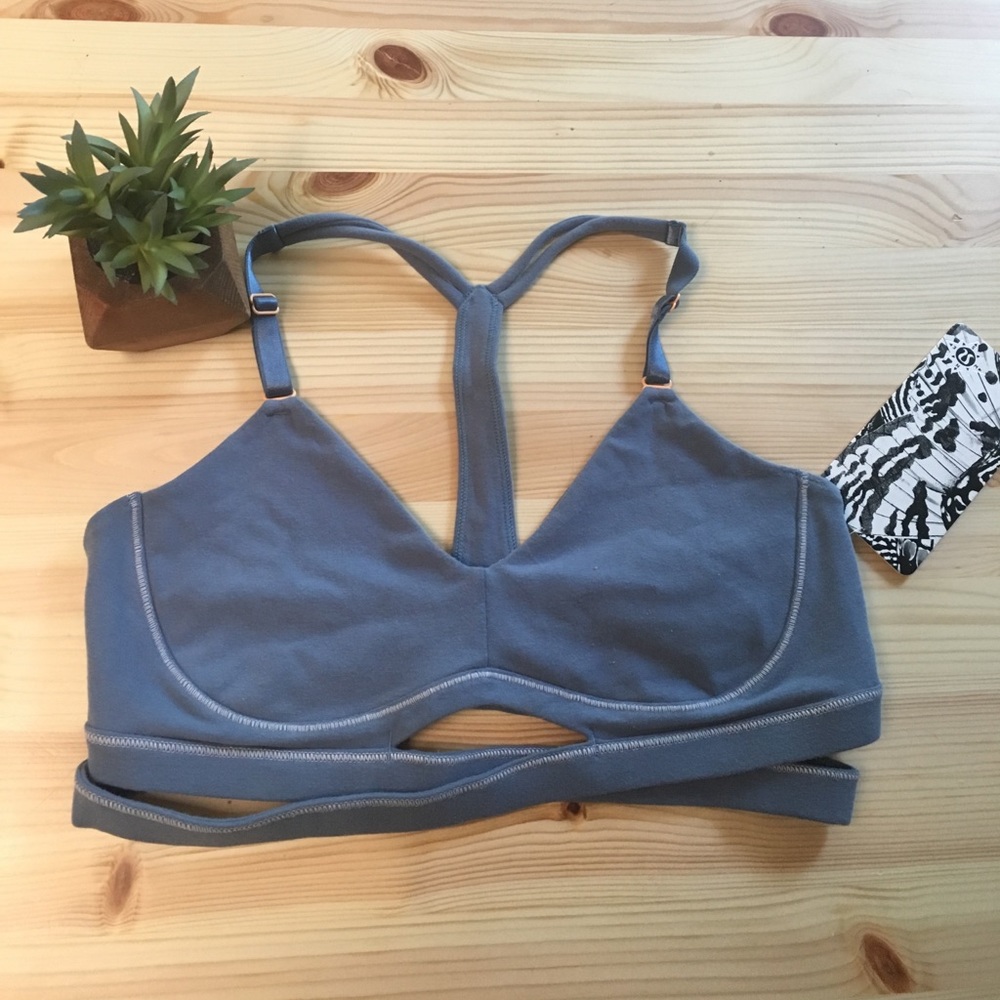 Lululemon Sports Bra Size 10 NWT
