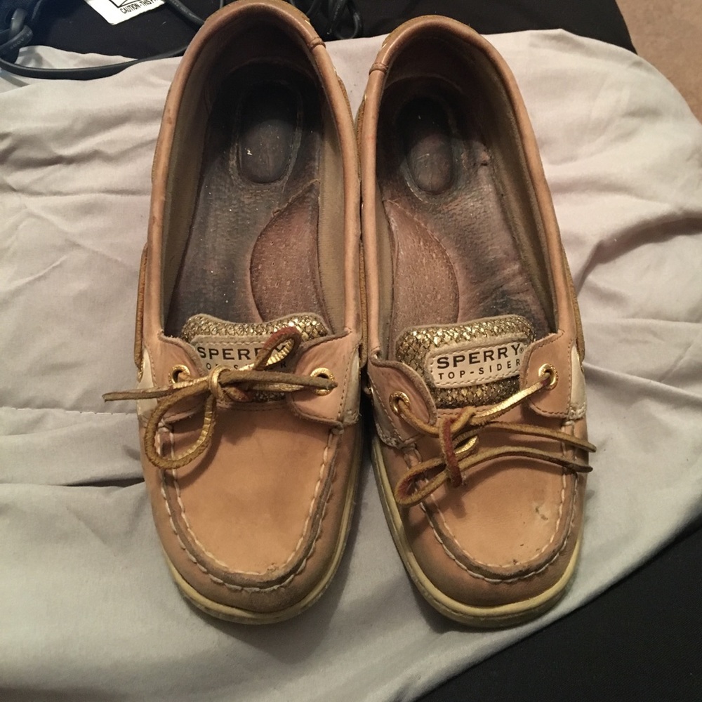 Sparkly gold sperrys