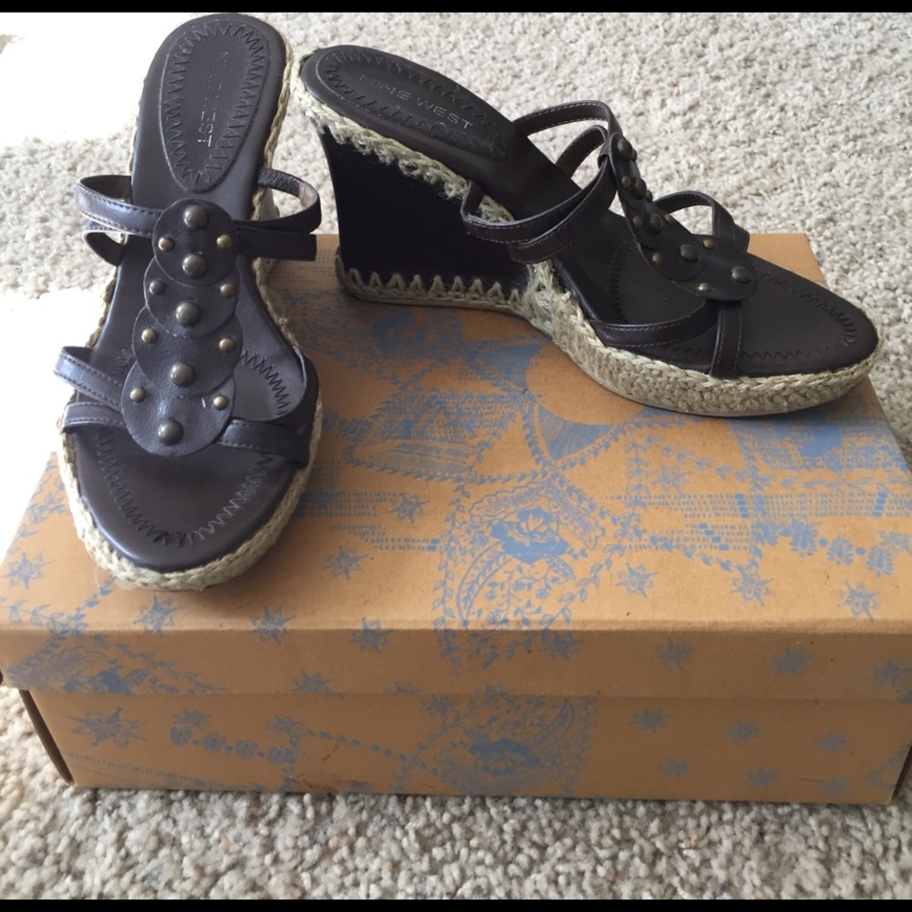 Nine West wedge espadrilles