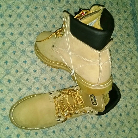 Coleman leather insulated boots size 9.5 main image 4