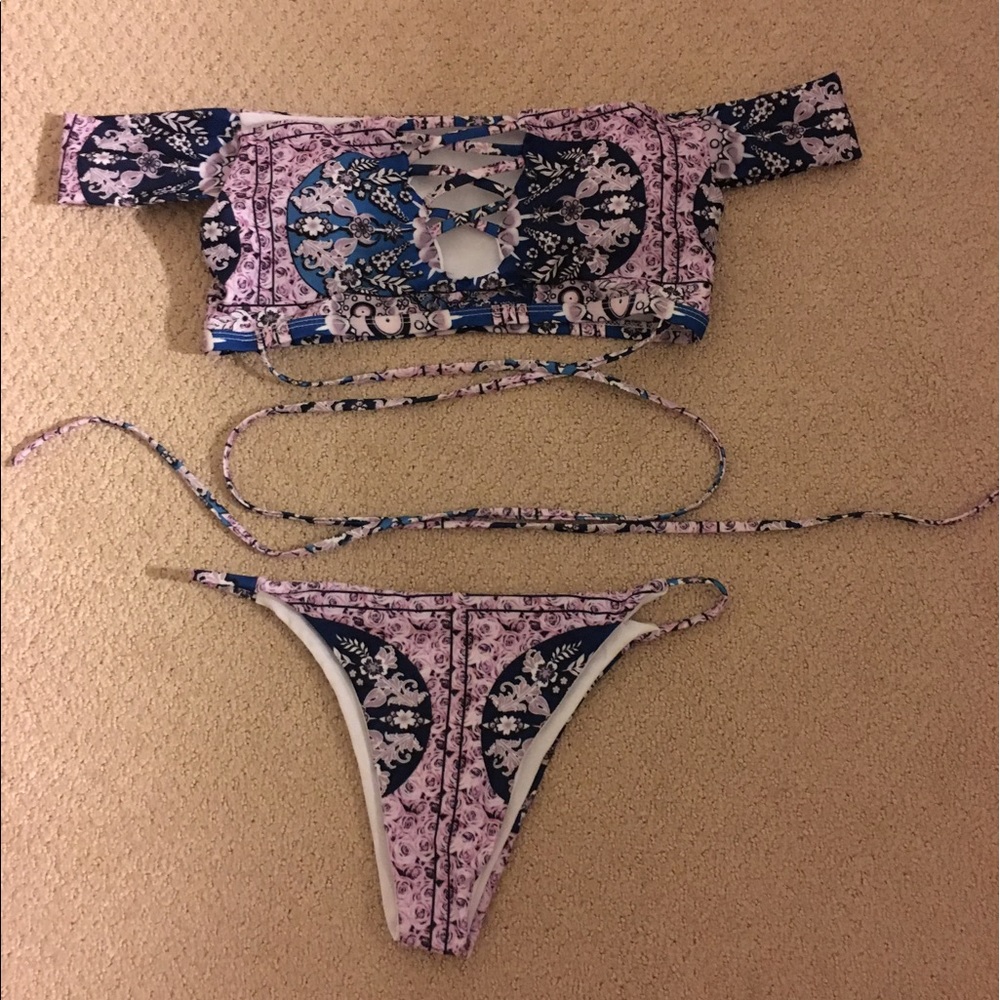 Bathinsuit, brand new